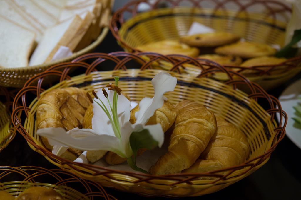 Parklane Hanoi Hotel Екстериор снимка