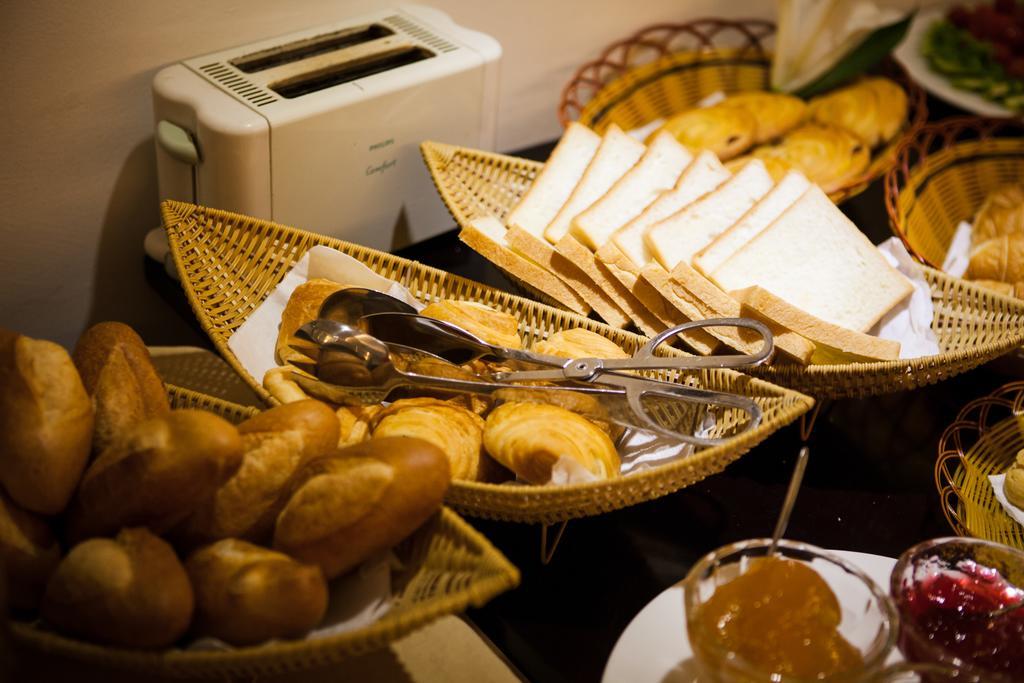 Parklane Hanoi Hotel Екстериор снимка