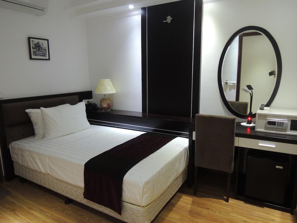 Parklane Hanoi Hotel Екстериор снимка